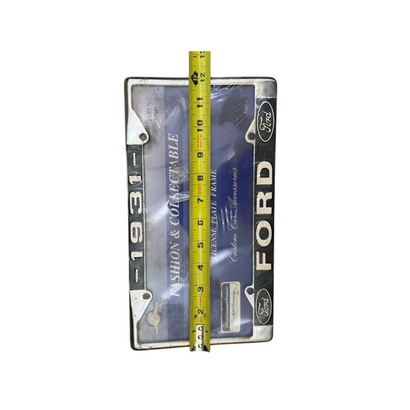 NOS United Pacific A9049-31 License Plate Frame,Chrome, for 1931 Ford Car &Truck - Picture 5 of 9